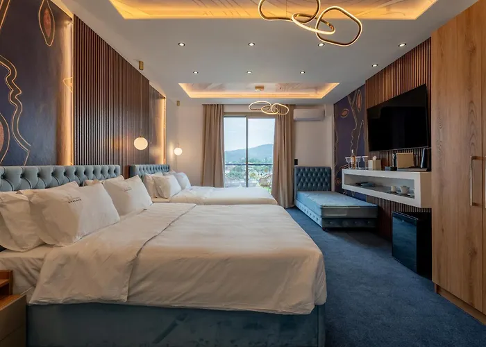 Greek House Hotel